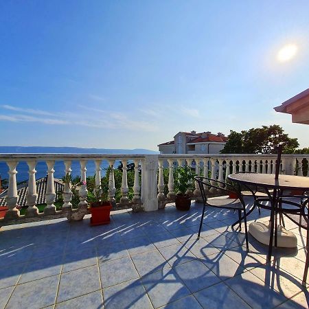 Apartman Tea Novi Vinodolski Exteriér fotografie